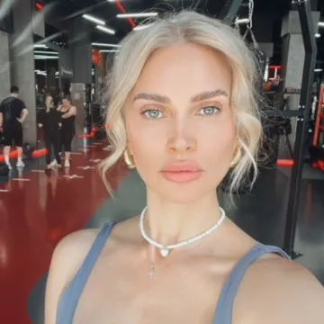 Nadya S, Instructor at Dancing Hammock